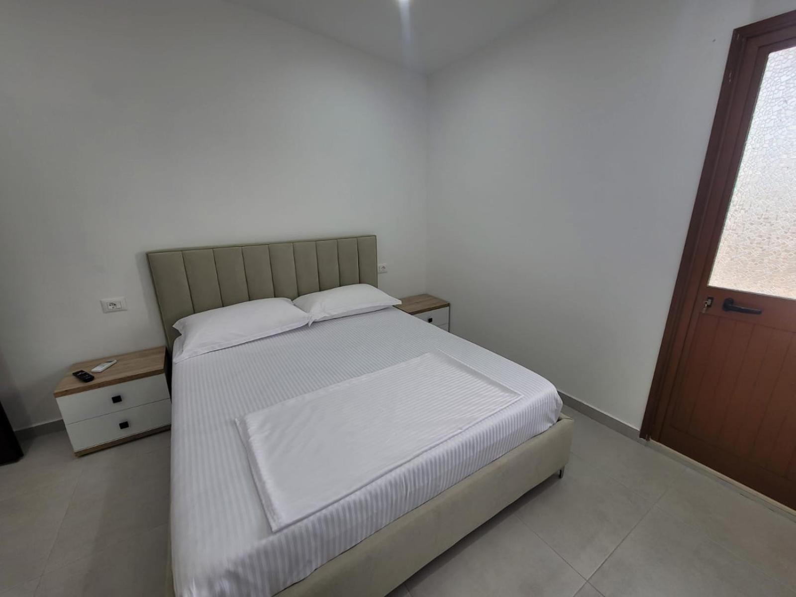 Caca Hotel Rinas 外观 照片